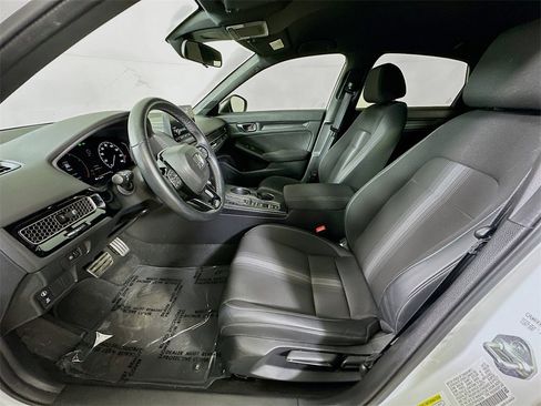 Used 2023 Honda Civic Sport image 14