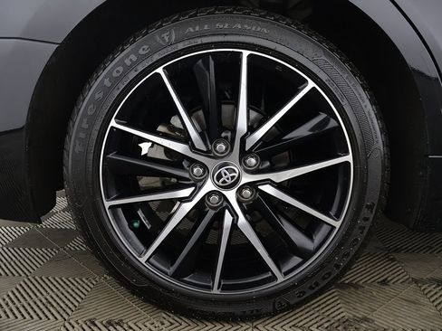 Used 2024 Toyota Camry SE image 17