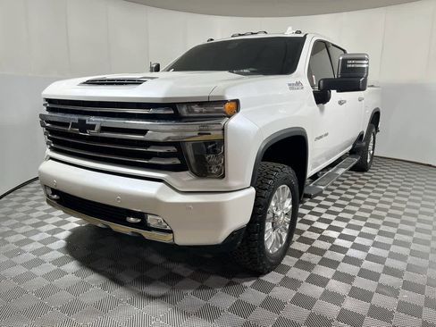 Used 2022 Chevrolet Silverado 2500 High Country w/ LPO, Hitch Package AWD/4WD image 4