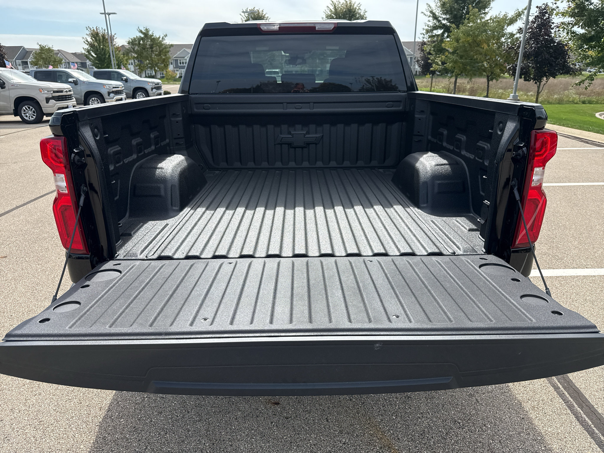 New 2026 Chevrolet Silverado 1500 RST w/ RST Select Package AWD/4WD image 11