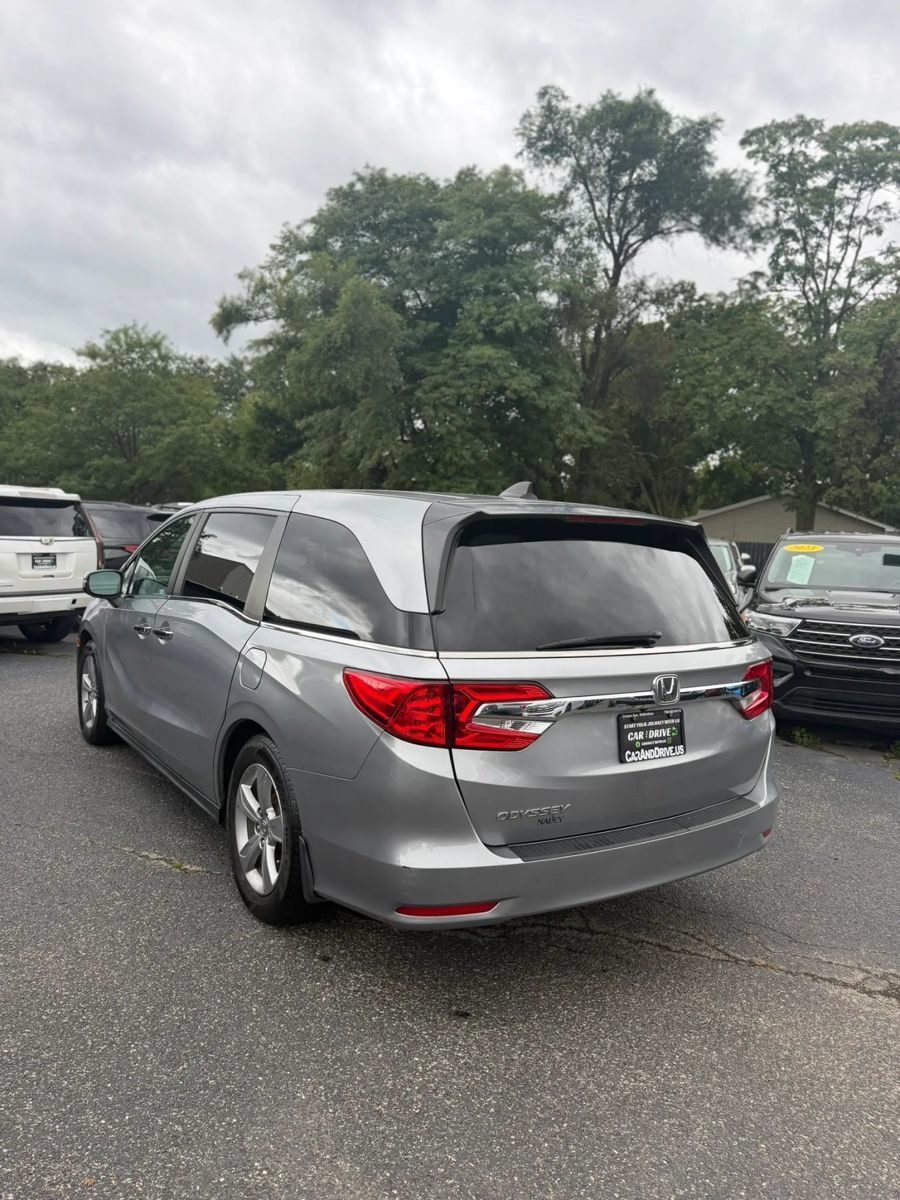 Used 2019 Honda Odyssey EX-L image 3