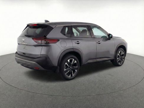 Used 2025 Nissan Kicks SV image 9