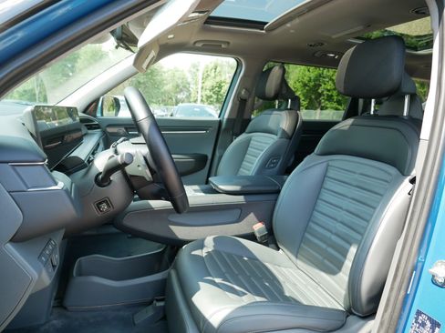 Certified 2024 Kia EV9 Land AWD/4WD image 34