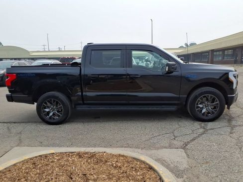 Used 2024 Ford F150 Lightning Flash AWD/4WD image 6