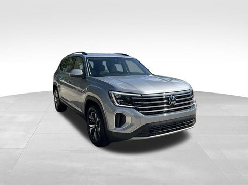 New 2026 Volkswagen Atlas SE FWD image 7