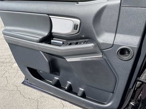 Used 2025 Ford Expedition Max Active image 12