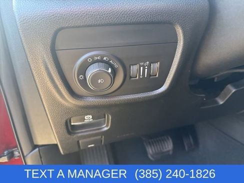 Used 2023 Jeep Grand Cherokee Limited w/ Trailer Tow Prep Group (B) image 17