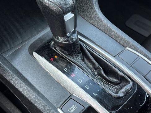 Used 2017 Honda Civic EX image 18