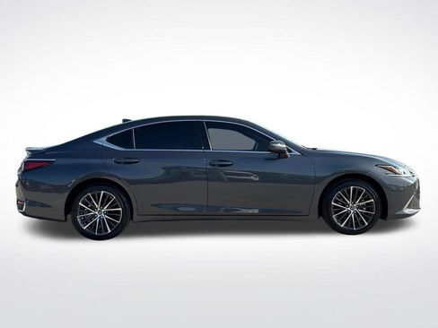 Used 2025 Lexus ES 300h w/ Premium Package FWD image 9