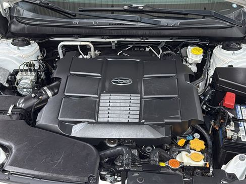 Used 2019 Subaru Outback 3.6R Touring image 25