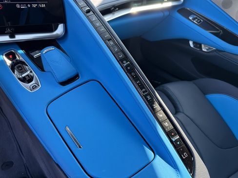 Used 2023 Chevrolet Corvette Stingray Premium Conv w/ 3LT RWD image 22