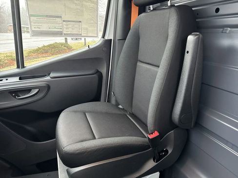New 2025 Mercedes-Benz Sprinter 2500 image 25