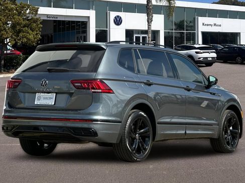 Used 2023 Volkswagen Tiguan SE R-Line FWD image 4