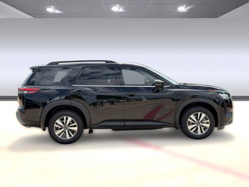 New 2026 Nissan Pathfinder SL AWD/4WD image 8