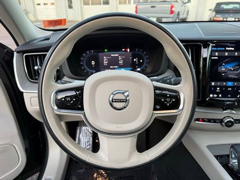 Certified 2023 Volvo XC60 B5 Plus w/ Climate Package image 20