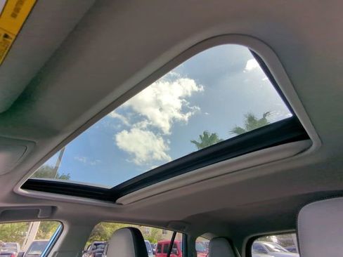 Used 2017 Toyota RAV4 Limited w/ Advanced Technology Package image 23