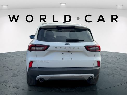 Used 2023 Ford Escape Active FWD image 6