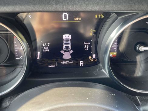 Used 2021 Jeep Wrangler Unlimited Sahara w/ Safety Group image 13