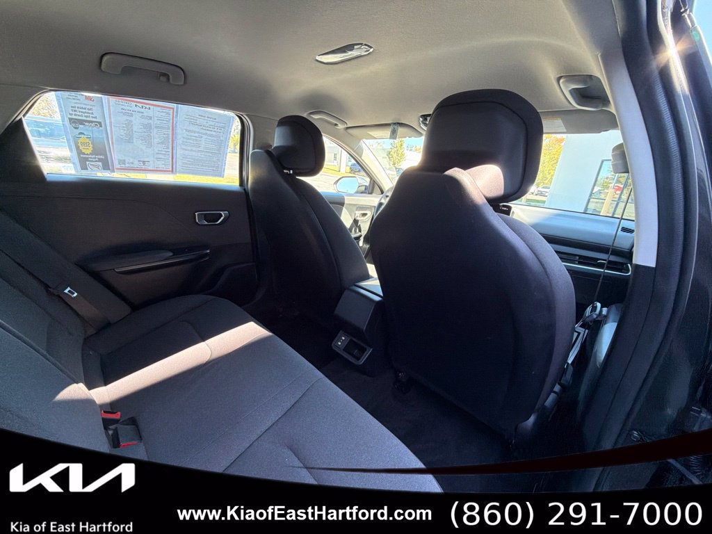 Used 2025 Kia K4 FWD image 13