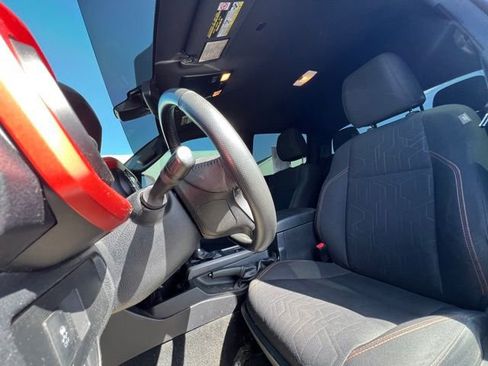 Used 2020 Toyota Tacoma TRD Sport AWD/4WD image 14