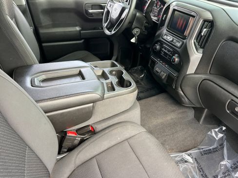 Used 2020 Chevrolet Silverado 1500 Custom Trail Boss w/ Custom Convenience Package image 16