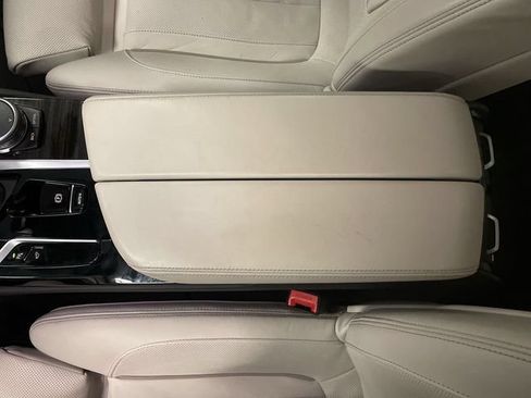 Used 2021 BMW 540i xDrive w/ Premium Package AWD/4WD image 21