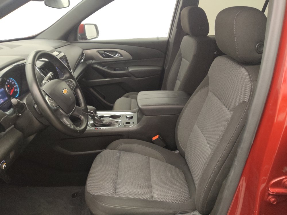 Used 2023 Chevrolet Traverse LT FWD image 17