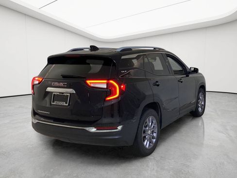 Used 2023 GMC Terrain SLT w/ LPO, Floor Liner Package FWD image 16