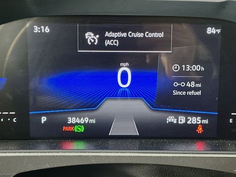 Used 2024 Volkswagen Tiguan SE image 18