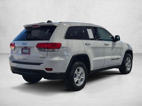 Used 2017 Jeep Grand Cherokee Laredo AWD/4WD image 5