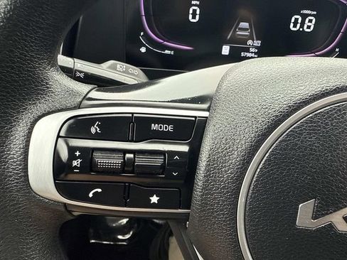 Used 2023 Kia Sportage LX FWD image 31