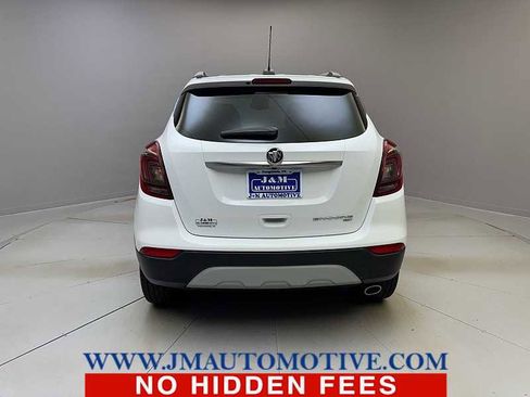 Used 2022 Buick Encore Preferred image 4