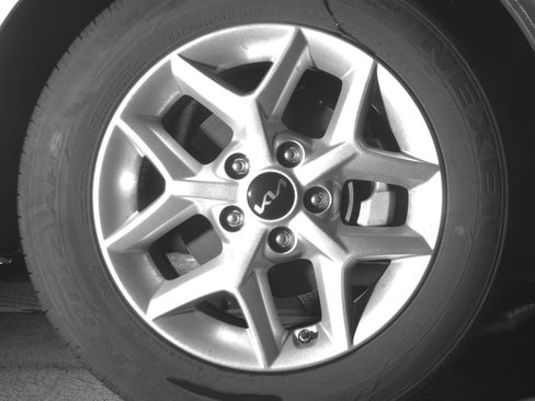Used 2025 Kia Soul LX w/ LX Technology Package FWD image 25