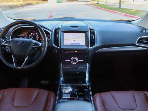 Used 2019 Ford Edge Titanium w/ Equipment Group 301A image 26