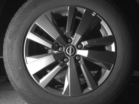 Used 2025 Nissan Pathfinder SV FWD image 15