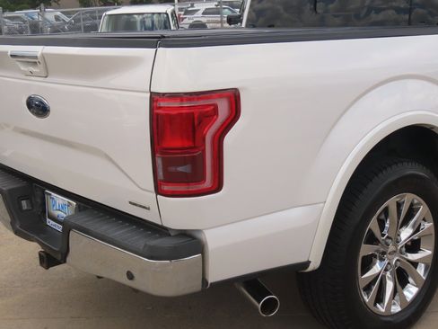 Used 2016 Ford F150 Lariat w/ Equipment Group 502A Luxury RWD image 12
