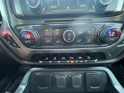 Used 2017 Chevrolet Silverado 1500 LTZ Z71 w/ LTZ Plus Package AWD/4WD image 30