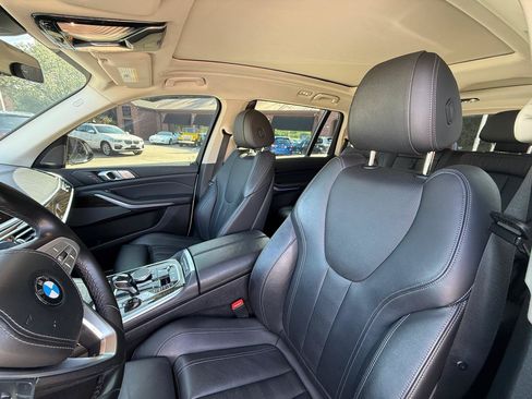 Used 2020 BMW X7 xDrive40i w/ Premium Package AWD/4WD image 15