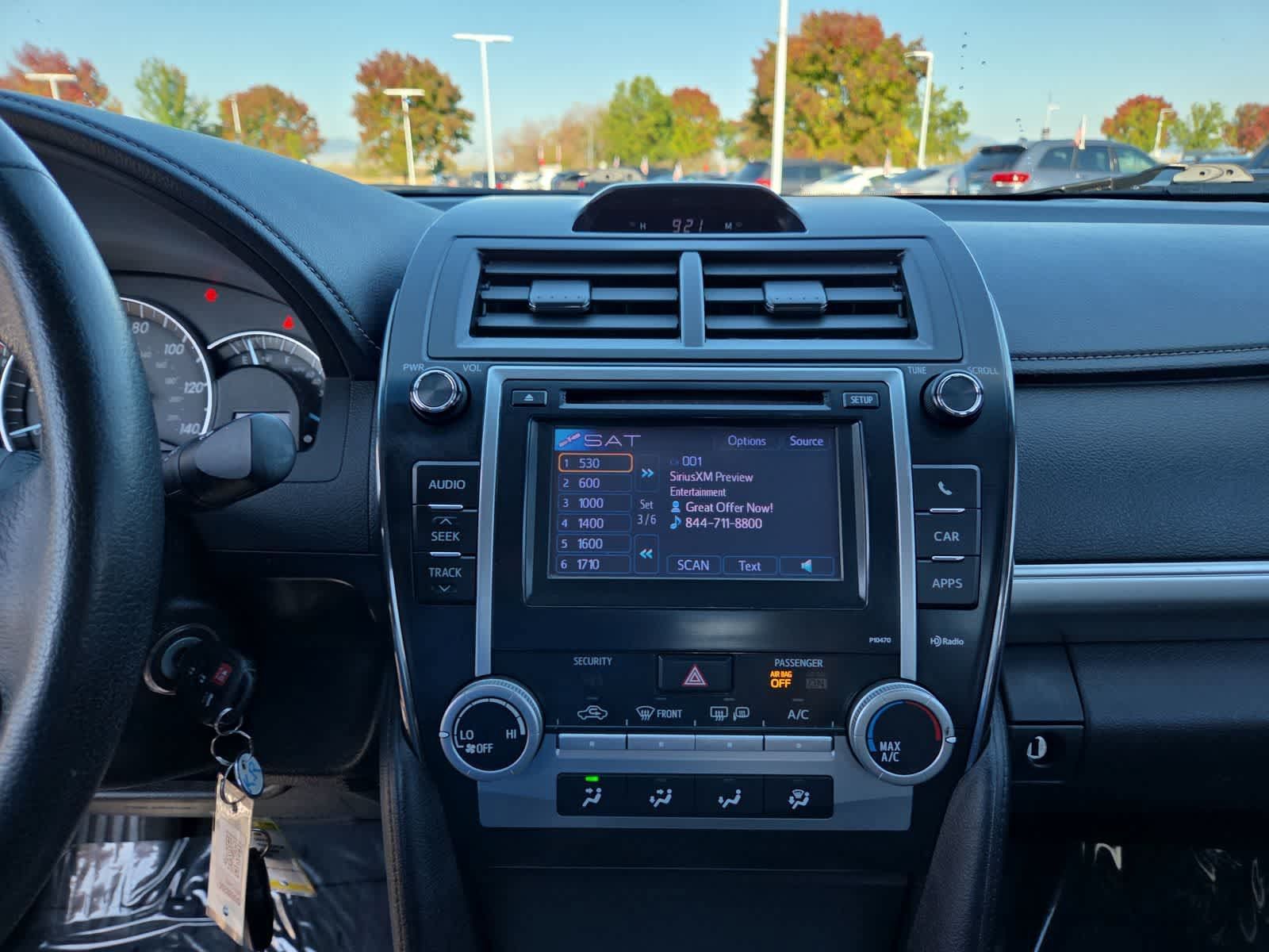 Used 2013 Toyota Camry SE FWD image 24