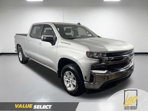 Used 2021 Chevrolet Silverado 1500 LT AWD/4WD image 4