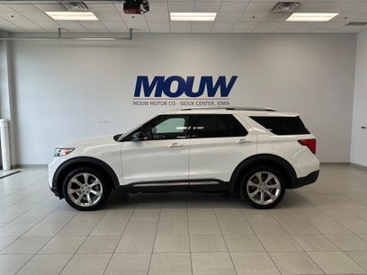 Used 2020 Ford Explorer Platinum w/ Premium Technology Package