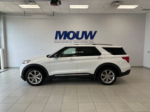 Used 2020 Ford Explorer Platinum w/ Premium Technology Package AWD/4WD image 1