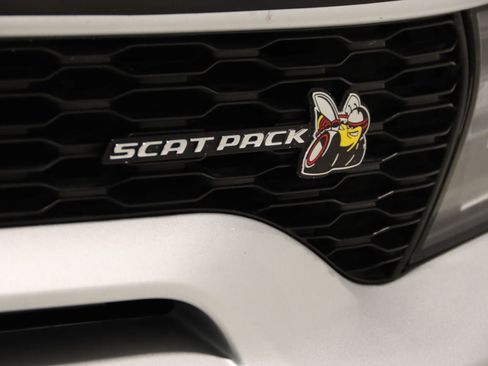 Used 2020 Dodge Charger Scat Pack RWD image 31