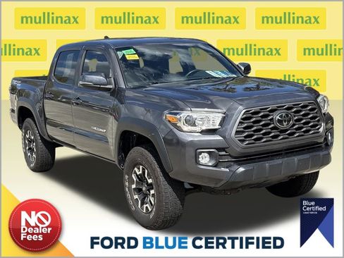 Used 2020 Toyota Tacoma TRD Off-Road image 1