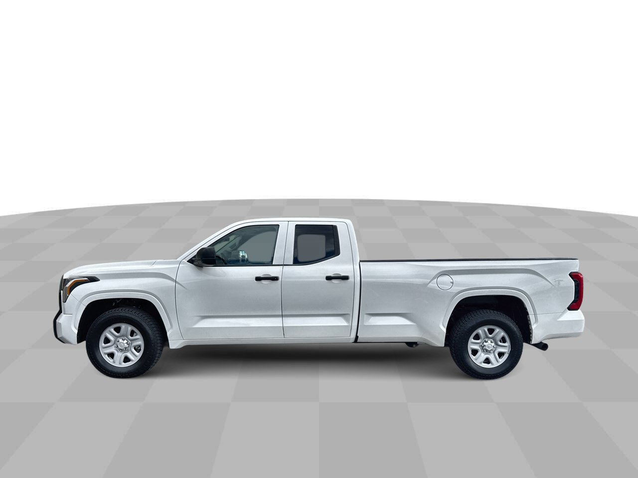 Used 2024 Toyota Tundra SR w/ SR Tow Package RWD image 5