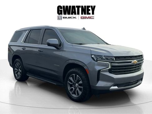 Used 2022 Chevrolet Tahoe LT w/ Luxury Package image 8