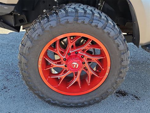 Used 2022 Ford F350 Platinum w/ Tremor Off-Road Package image 13