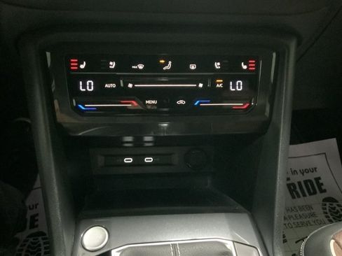 Used 2024 Volkswagen Tiguan SEL R-Line AWD/4WD image 51