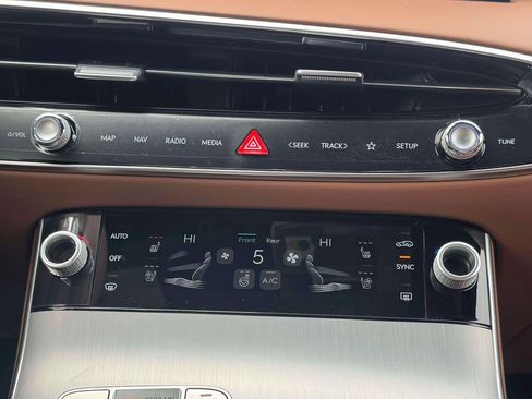 New 2026 Genesis GV70 2.5T Advanced image 29