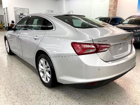 Used 2019 Chevrolet Malibu LT w/ Driver Confidence Package II image 4
